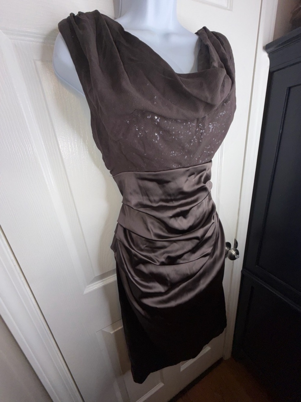 Suzi Chin Maggy Boutique Women’s 10 Sheath Dress Sequin Cowl Neck Cocktail M - Picture 5 of 16
